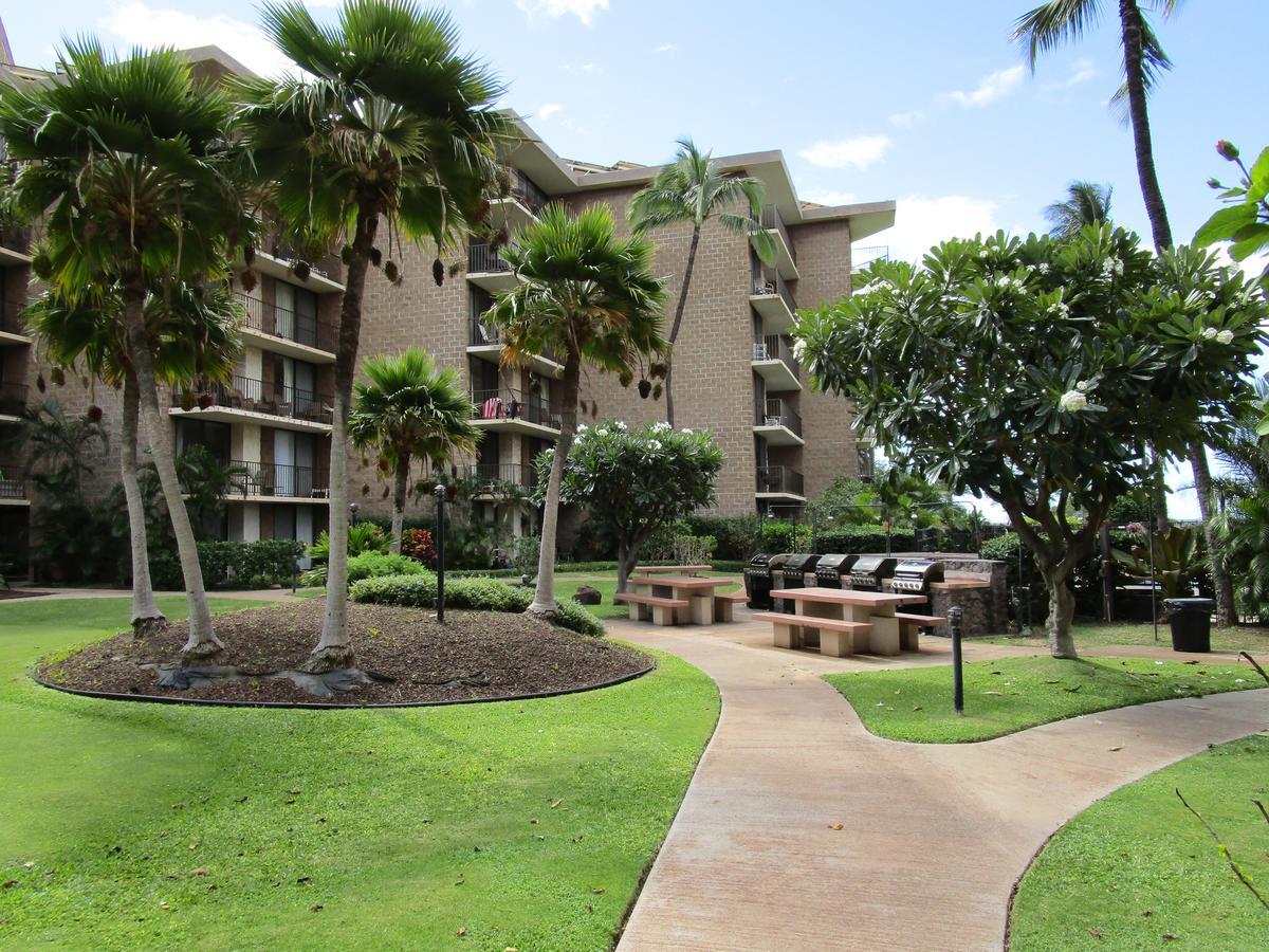 Kauhale Makai Condo On The Beach Kihei Exterior photo