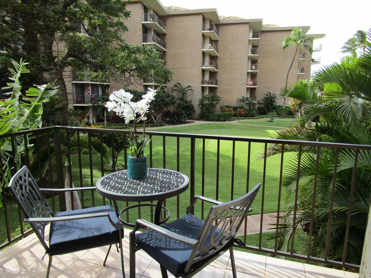 Kauhale Makai Condo On The Beach Kihei Exterior photo